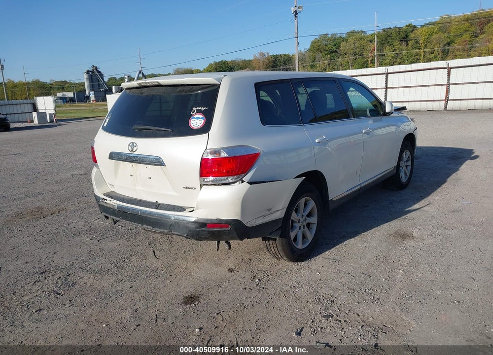 2013 TOYOTA HIGHLANDER BASE V6 VIN: 5TDBK3EH6DS184687