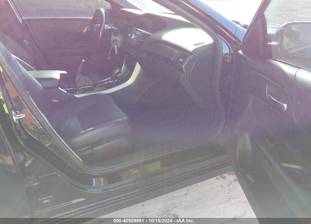 2017 HONDA ACCORD SPORT SE VIN: 1HGCR2F1XHA025770