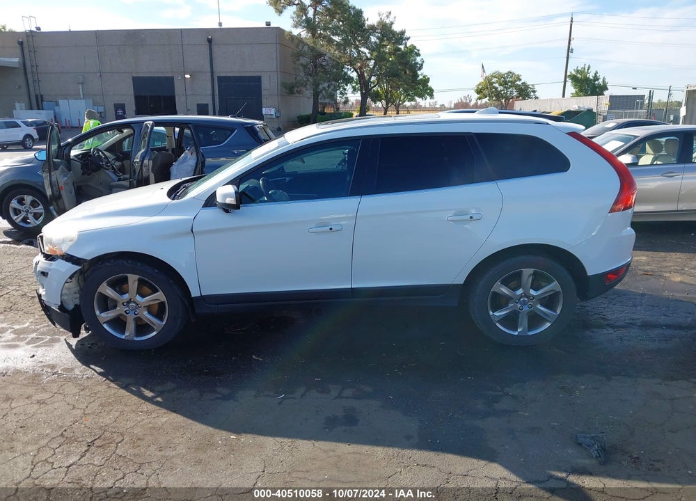 2013 VOLVO XC60 T6/T6 PLATINUM/T6 PREMIER PLUS/T6 R-DESIGN/T6 R-DESIGN PLATINUM/T6 R-DESIGN PREMIER PLUS VIN: YV4902DZ5D2383419