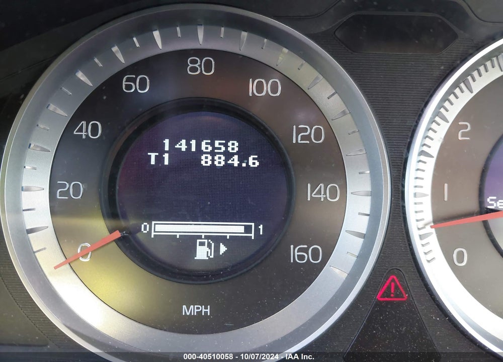 2013 VOLVO XC60 T6/T6 PLATINUM/T6 PREMIER PLUS/T6 R-DESIGN/T6 R-DESIGN PLATINUM/T6 R-DESIGN PREMIER PLUS VIN: YV4902DZ5D2383419