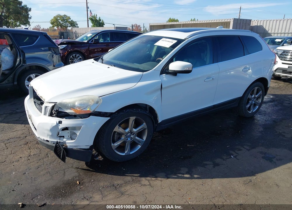 2013 VOLVO XC60 T6/T6 PLATINUM/T6 PREMIER PLUS/T6 R-DESIGN/T6 R-DESIGN PLATINUM/T6 R-DESIGN PREMIER PLUS VIN: YV4902DZ5D2383419