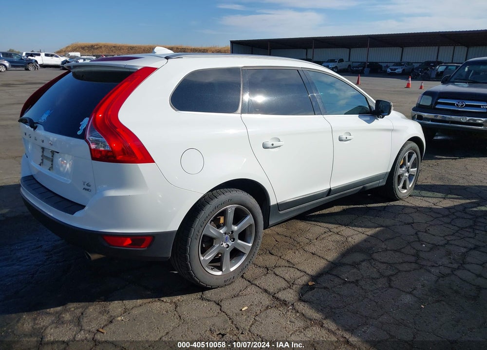 2013 VOLVO XC60 T6/T6 PLATINUM/T6 PREMIER PLUS/T6 R-DESIGN/T6 R-DESIGN PLATINUM/T6 R-DESIGN PREMIER PLUS VIN: YV4902DZ5D2383419