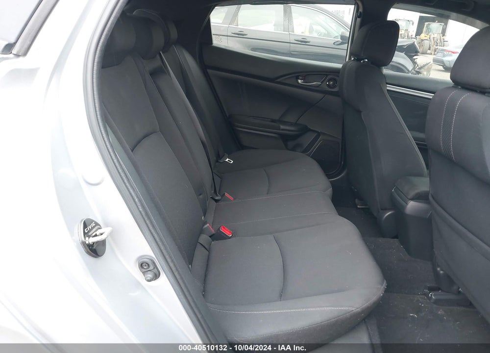 2019 HONDA CIVIC VIN: SHHFK7H68KU405547