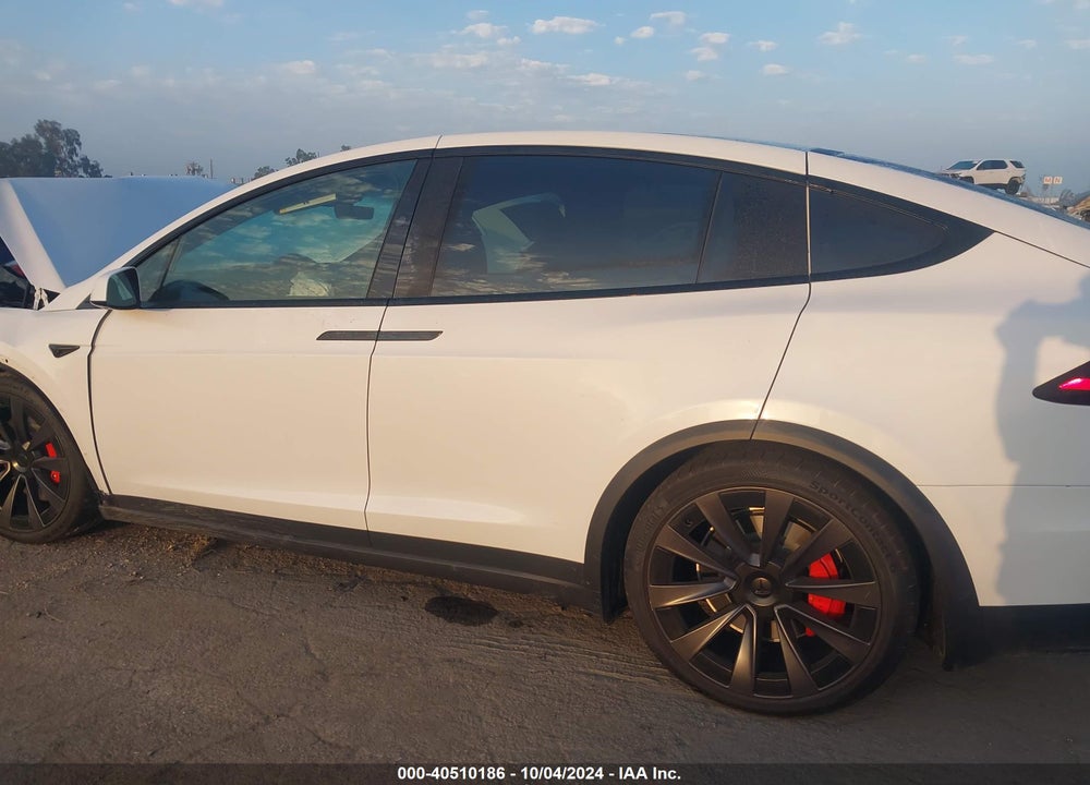 2024 TESLA MODEL X VIN: 7SAXCBE64RF449360