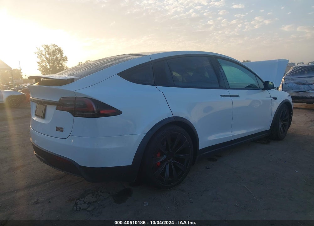 2024 TESLA MODEL X VIN: 7SAXCBE64RF449360