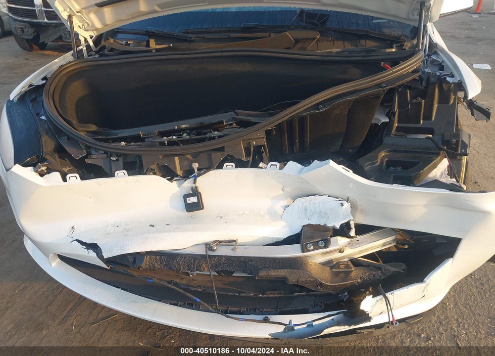 2024 TESLA MODEL X VIN: 7SAXCBE64RF449360