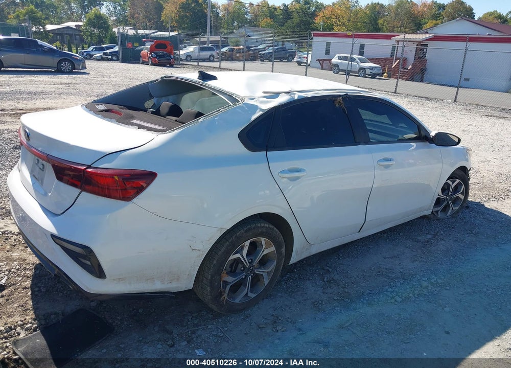 2021 KIA FORTE LXS VIN: 3KPF24AD1ME363238