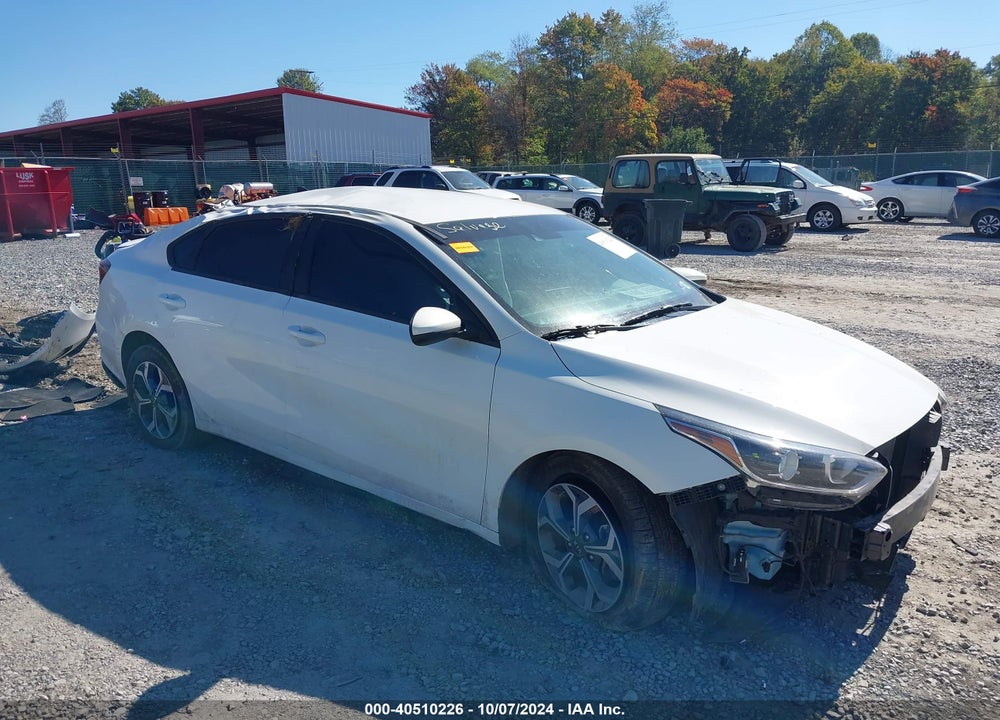 2021 KIA FORTE LXS VIN: 3KPF24AD1ME363238