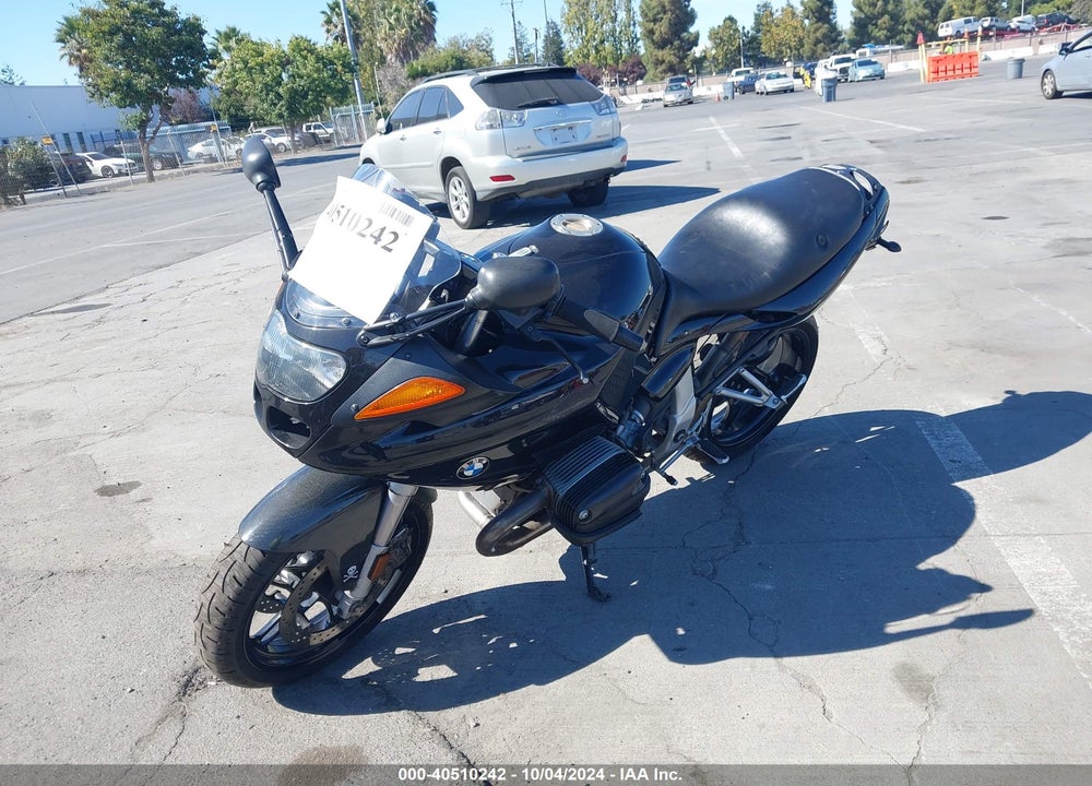 2000 BMW R1100 S VIN: WB10432A0YZB51522