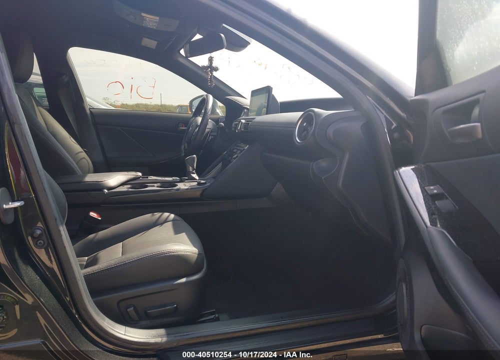 2022 LEXUS IS 300 VIN: JTHAA1D28N5119524