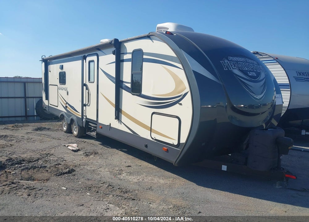 2017 SALEM HERITAGE VIN: 4X4TSBC24HU079882