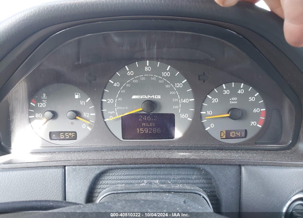 2000 MERCEDES-BENZ E 55 AMG VIN: WDBJF74J2YB069205