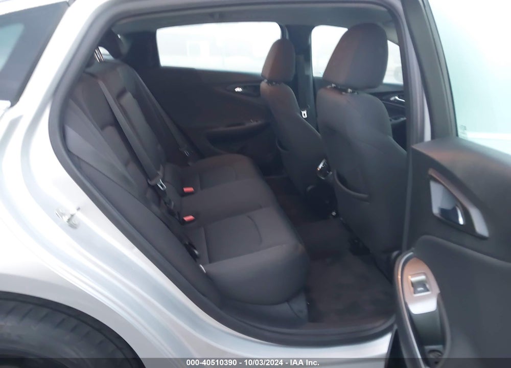 2018 CHEVROLET MALIBU LT VIN: 1G1ZD5ST6JF261415
