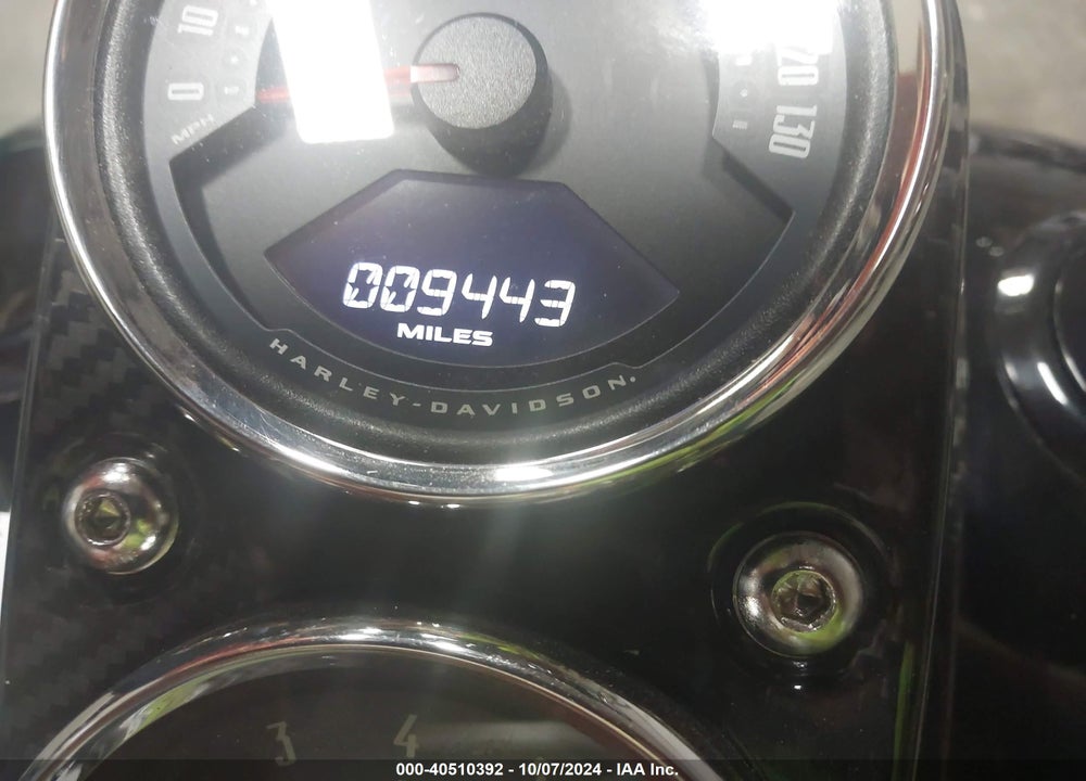2019 HARLEY-DAVIDSON FXLR VIN: 1HD1YNJ69KB034618
