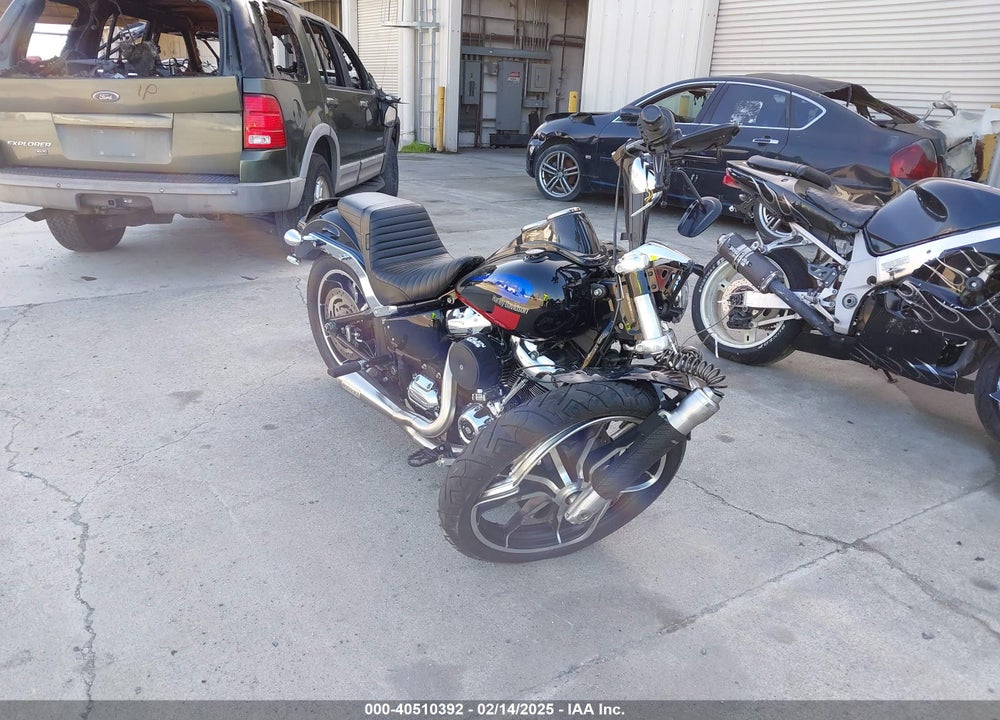 2019 HARLEY-DAVIDSON FXLR VIN: 1HD1YNJ69KB034618