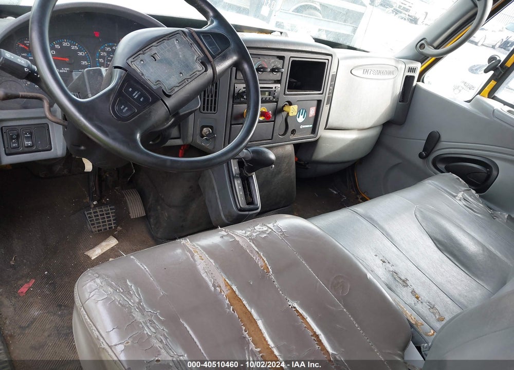 2005 INTERNATIONAL 4000 4300 VIN: 1HTMMAAL95H116586