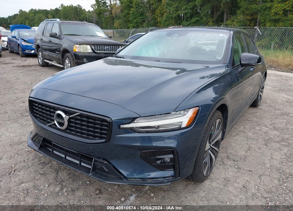 2022 VOLVO S60 B5 MOMENTUM VIN: 7JRL12FZ6NG165160
