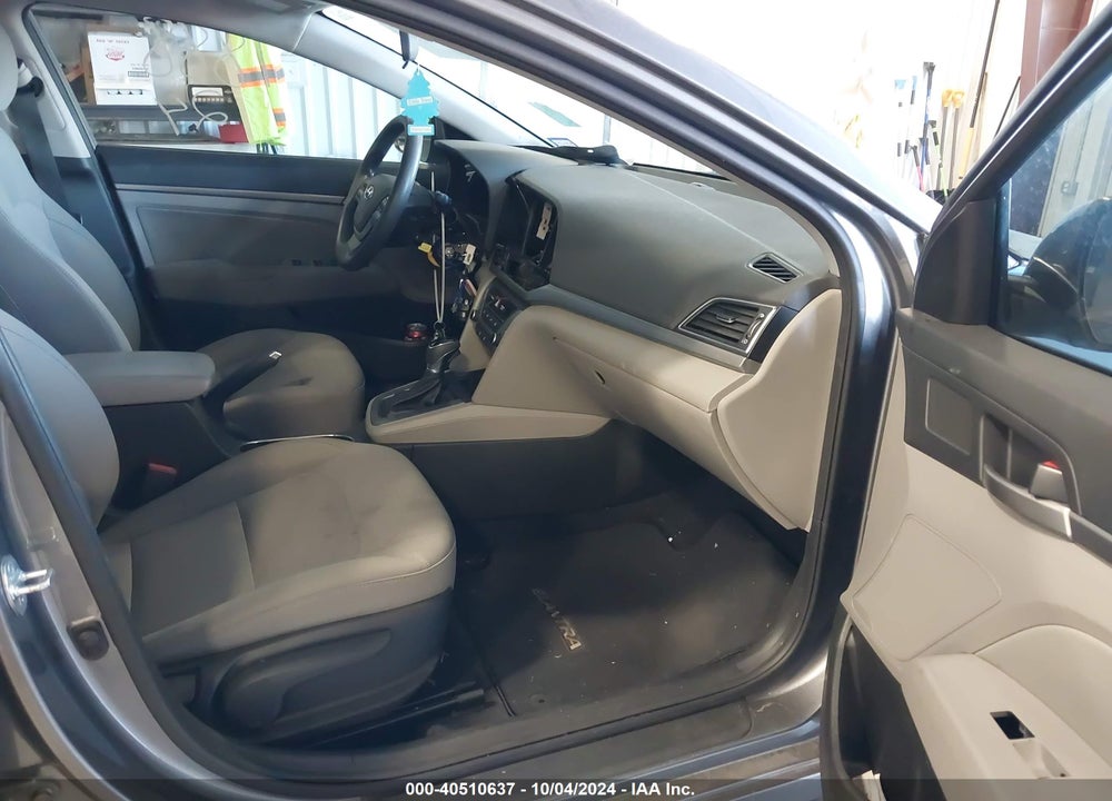 2018 HYUNDAI ELANTRA SEL VIN: 5NPD84LF6JH344941