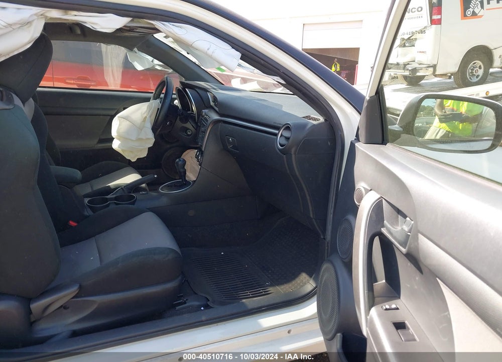 2014 SCION TC VIN: JTKJF5C71E3075815