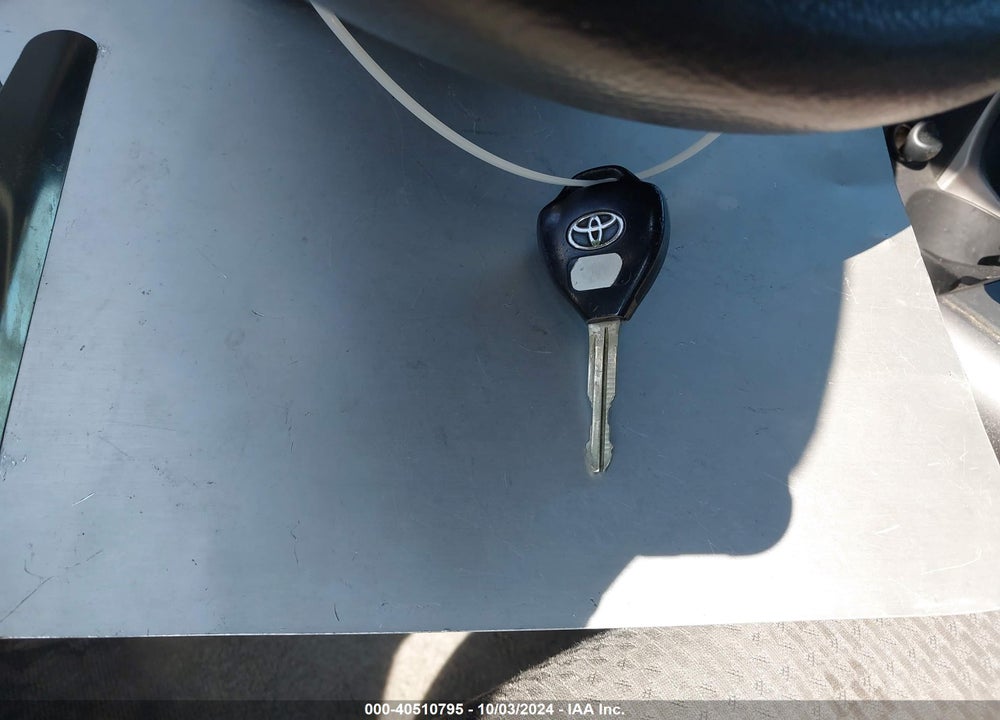 2008 TOYOTA RAV4 VIN: JTMBD33V485148687