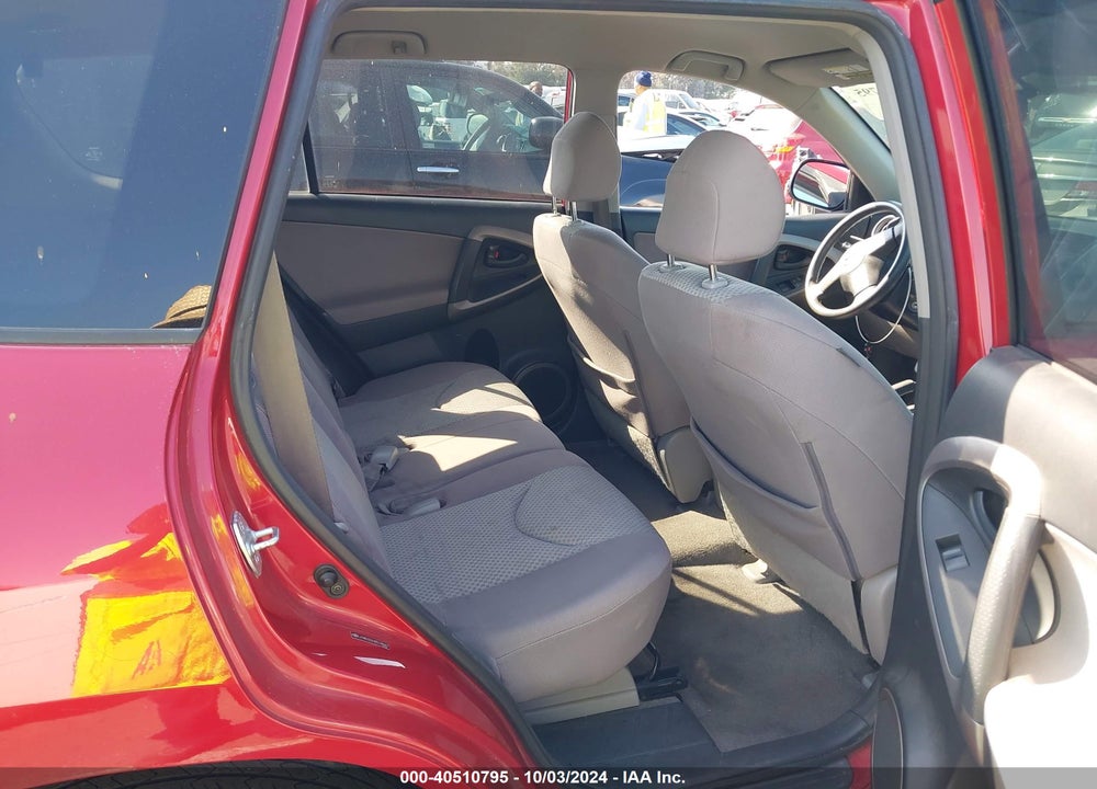 2008 TOYOTA RAV4 VIN: JTMBD33V485148687