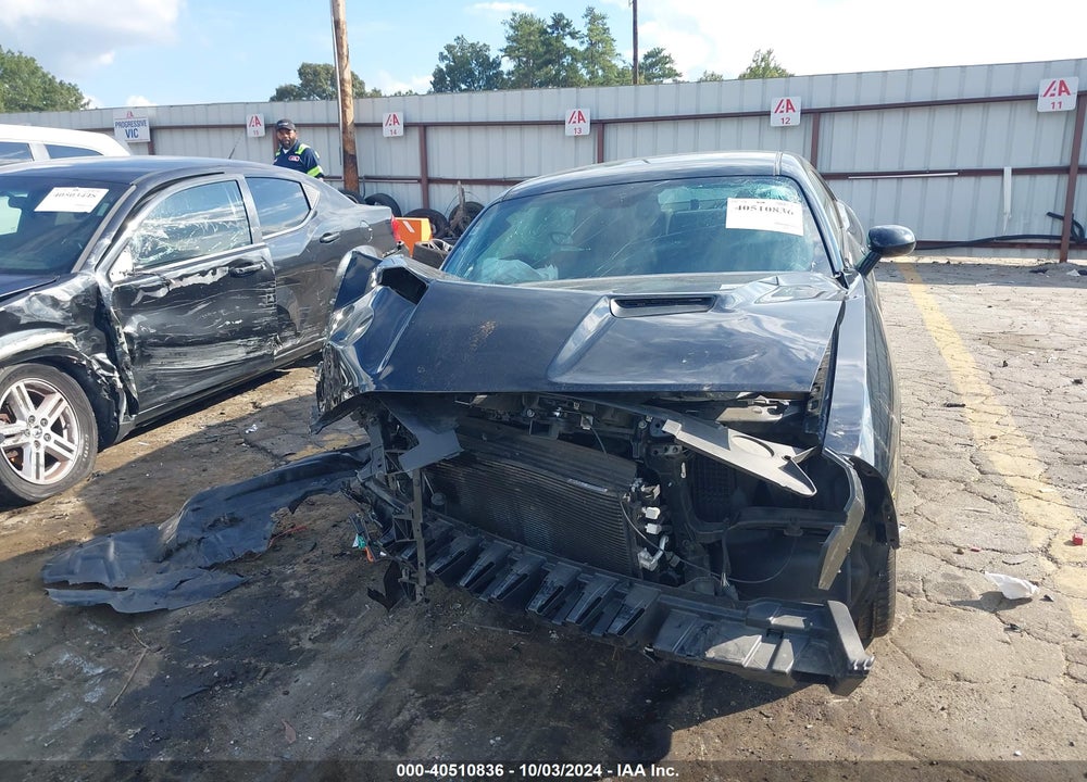 2019 DODGE CHALLENGER SXT VIN: 2C3CDZAG9KH744233