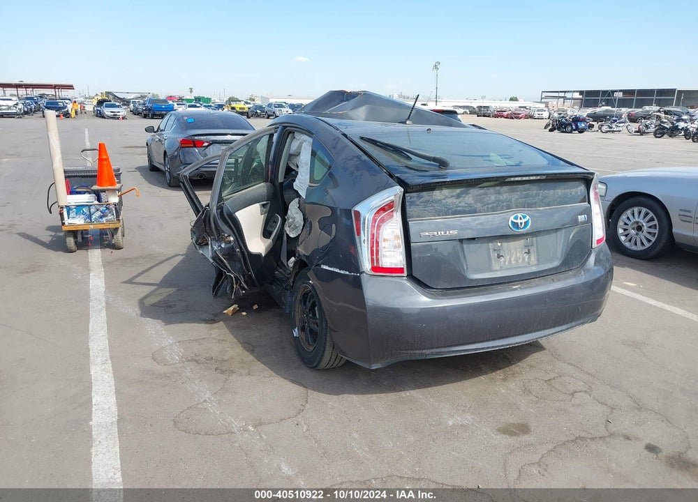 2015 TOYOTA PRIUS THREE VIN: JTDKN3DU1F0435255