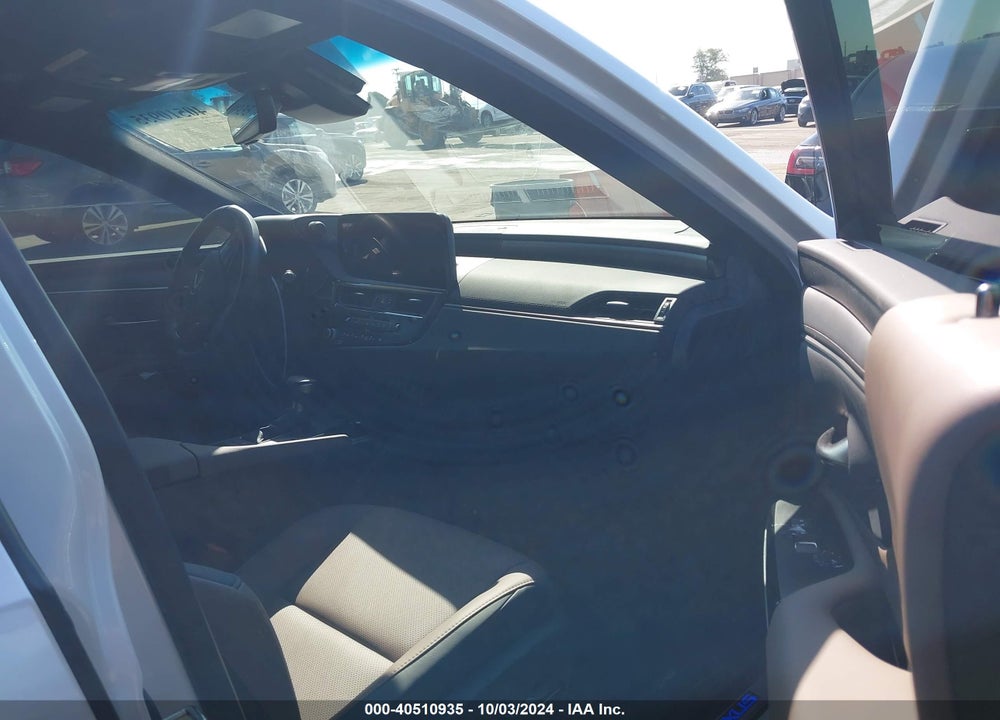 2024 LEXUS ES 300H VIN: 58ADA1C16RU054017