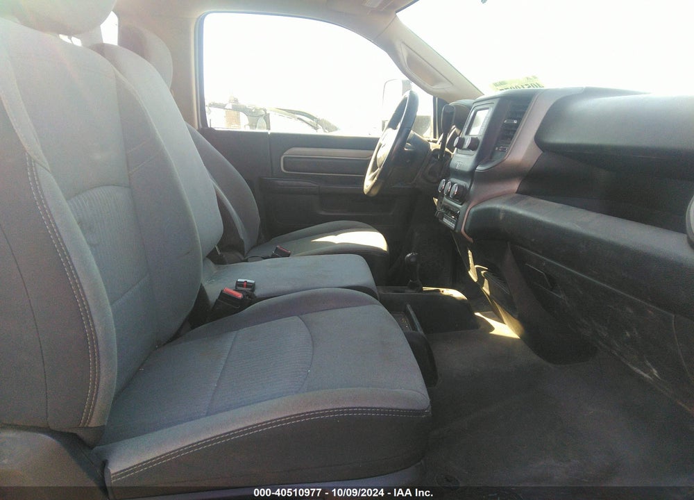 2019 RAM 5500 CHASSIS TRADESMAN/SLT VIN: 3C7WRNBL4KG583128
