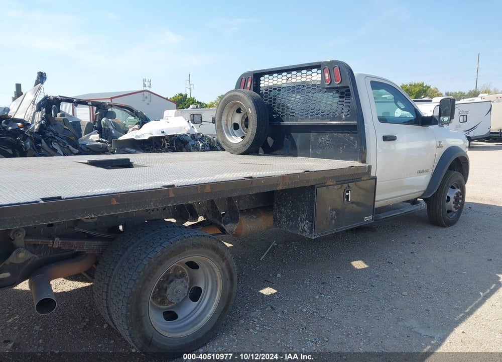 2019 RAM 5500 CHASSIS TRADESMAN/SLT VIN: 3C7WRNBL4KG583128
