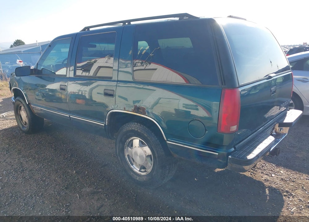 1997 CHEVROLET TAHOE LS VIN: 1GNEK13R2VJ389555
