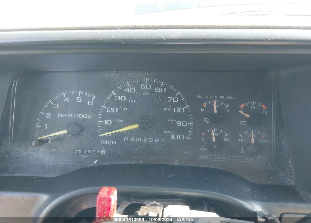 1997 CHEVROLET TAHOE LS VIN: 1GNEK13R2VJ389555