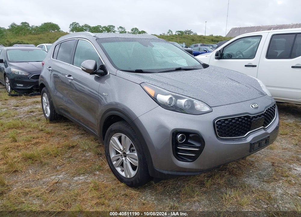 2018 KIA SPORTAGE LX VIN: KNDPMCAC5J7438745