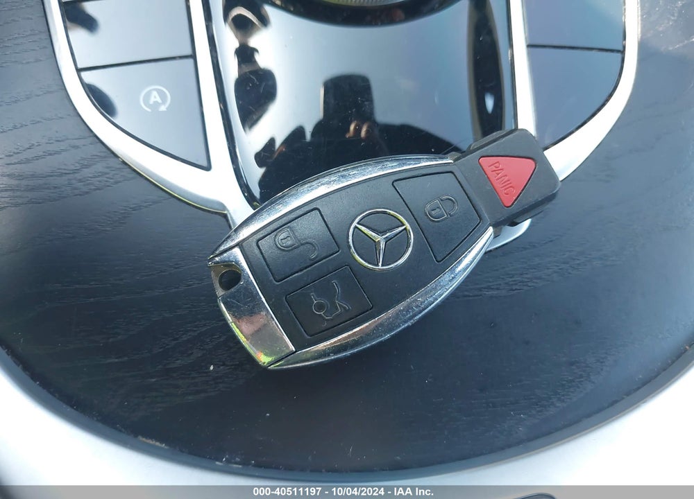 2017 MERCEDES-BENZ C 300 4MATIC/LUXURY 4MATIC/SPORT 4MATIC VIN: WDDWF4KBXHR243505