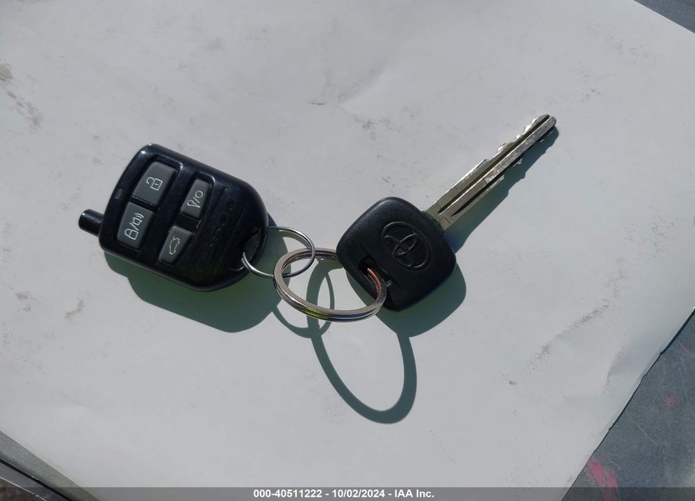 2007 TOYOTA FJ CRUISER VIN: JTEBU11F670090640