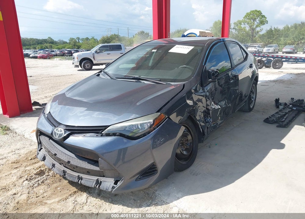 2018 TOYOTA COROLLA LE VIN: 2T1BURHE5JC978163
