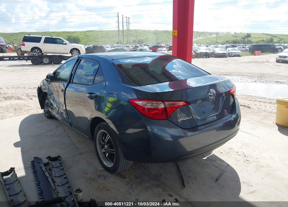 2018 TOYOTA COROLLA LE VIN: 2T1BURHE5JC978163