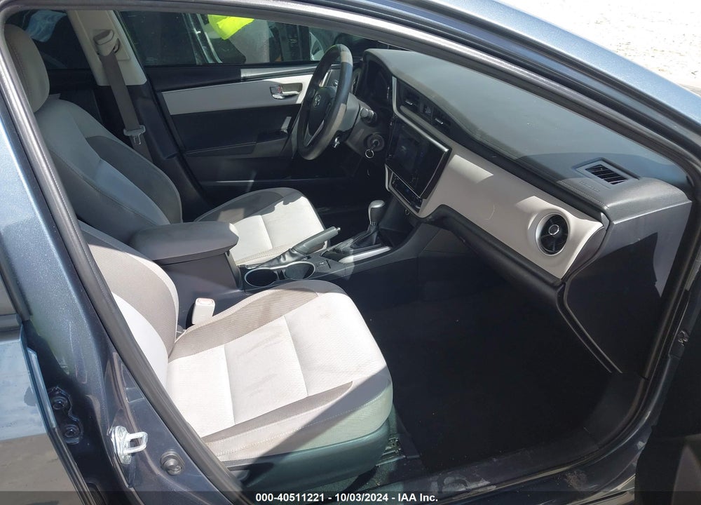 2018 TOYOTA COROLLA LE VIN: 2T1BURHE5JC978163