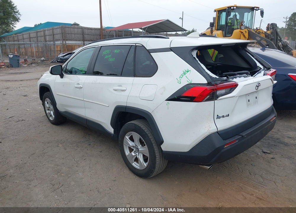 2019 TOYOTA RAV4 XLE VIN: 2T3W1RFV5KW045285