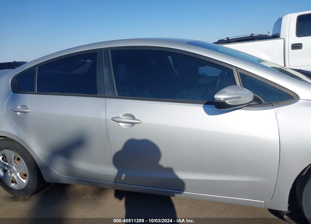 2015 KIA FORTE LX VIN: KNAFX4A6XF5429994