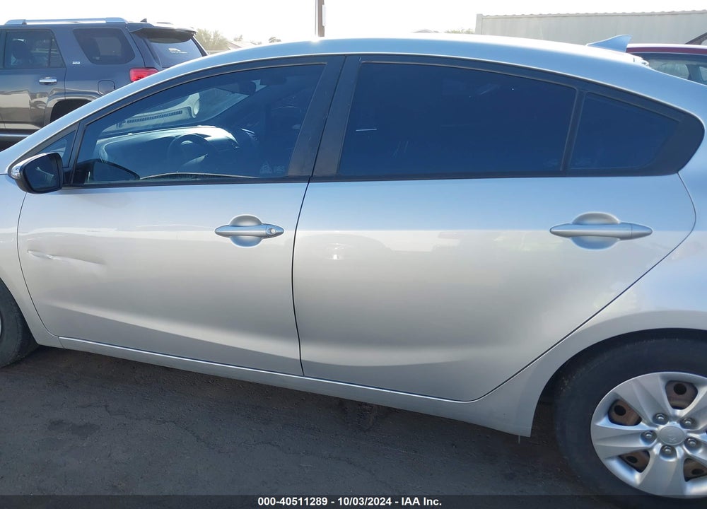 2015 KIA FORTE LX VIN: KNAFX4A6XF5429994