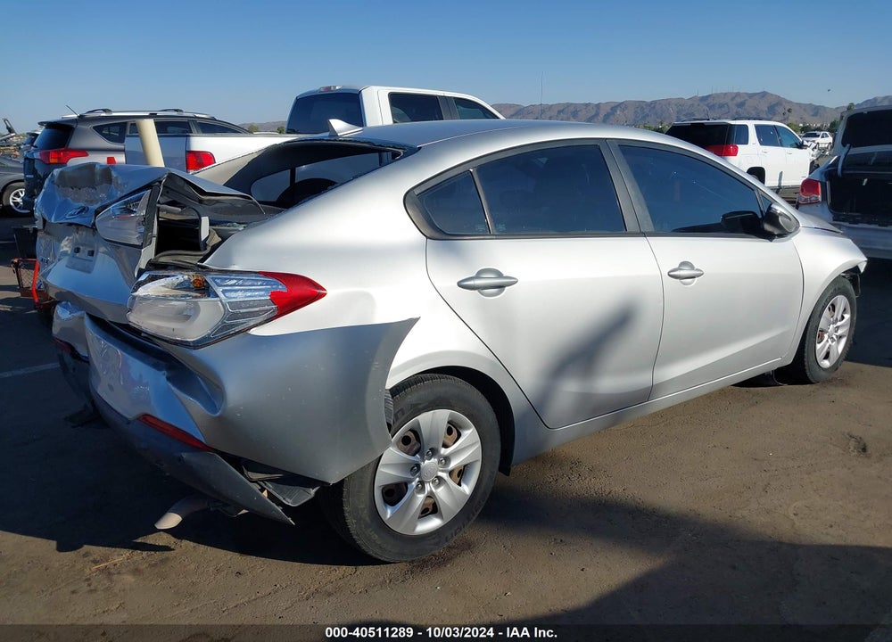 2015 KIA FORTE LX VIN: KNAFX4A6XF5429994