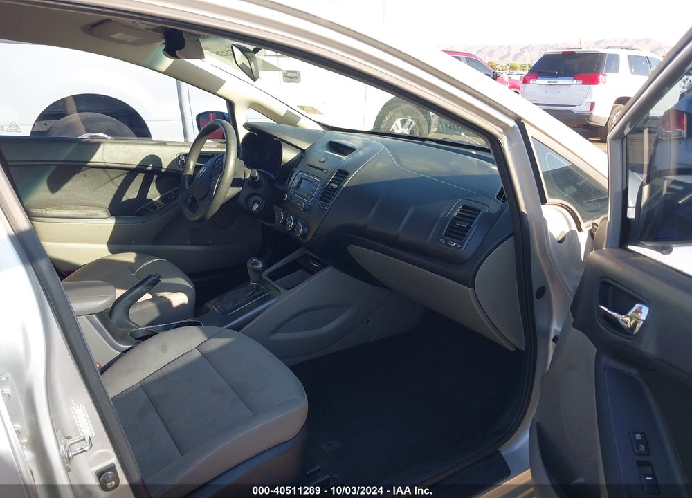 2015 KIA FORTE LX VIN: KNAFX4A6XF5429994