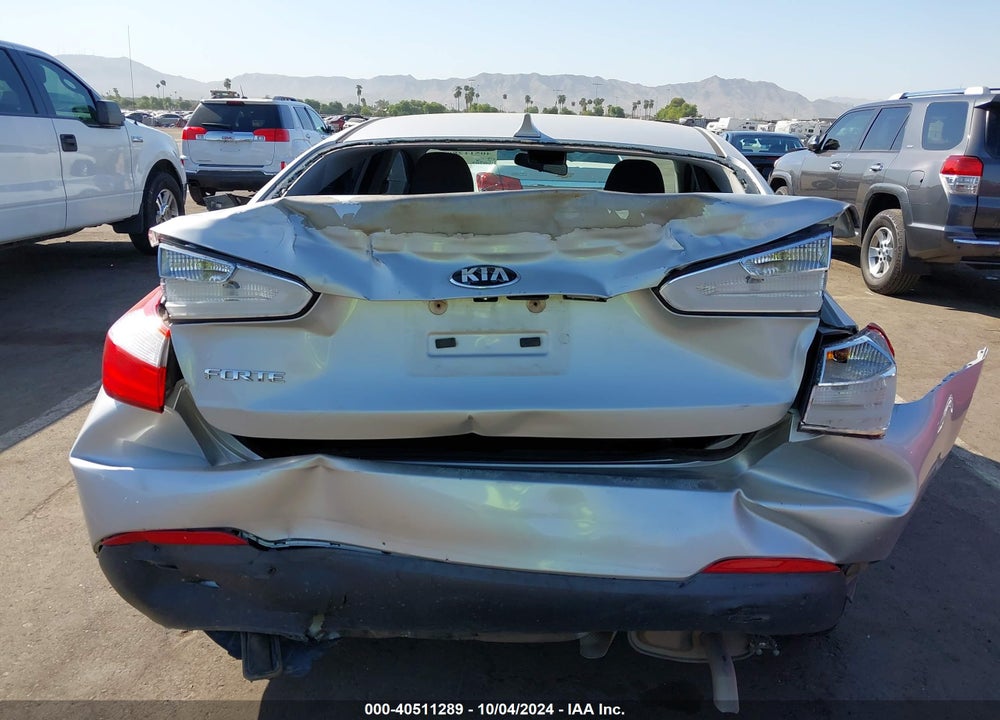 2015 KIA FORTE LX VIN: KNAFX4A6XF5429994