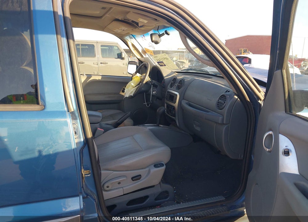 2005 JEEP LIBERTY LIMITED EDITION VIN: 1J8GK58K45W560208