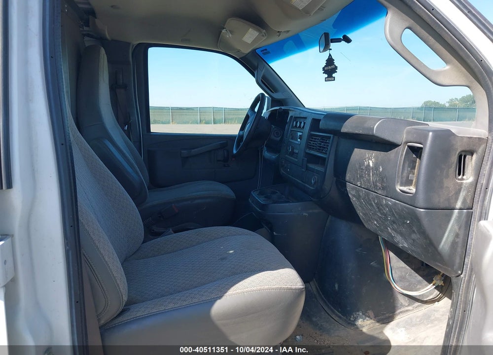 2017 GMC SAVANA 2500 WORK VAN VIN: 1GTW7AFF3H1906737