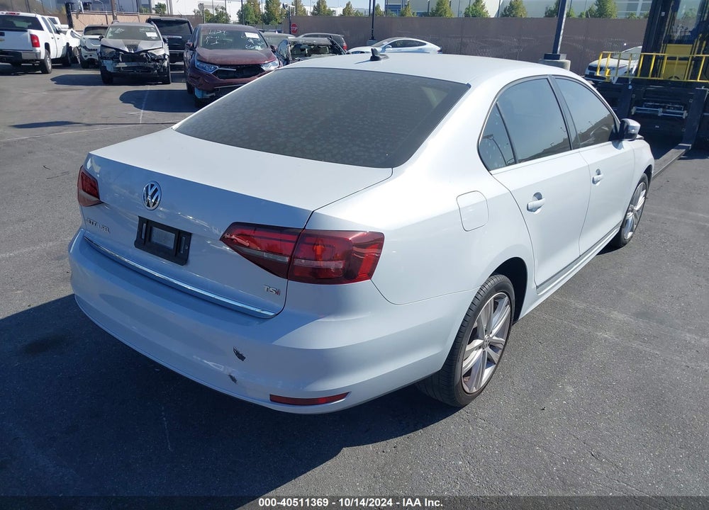 2017 VOLKSWAGEN JETTA 1.8T SEL/1.8T SEL PREMIUM VIN: 3VWL17AJ6HM412696