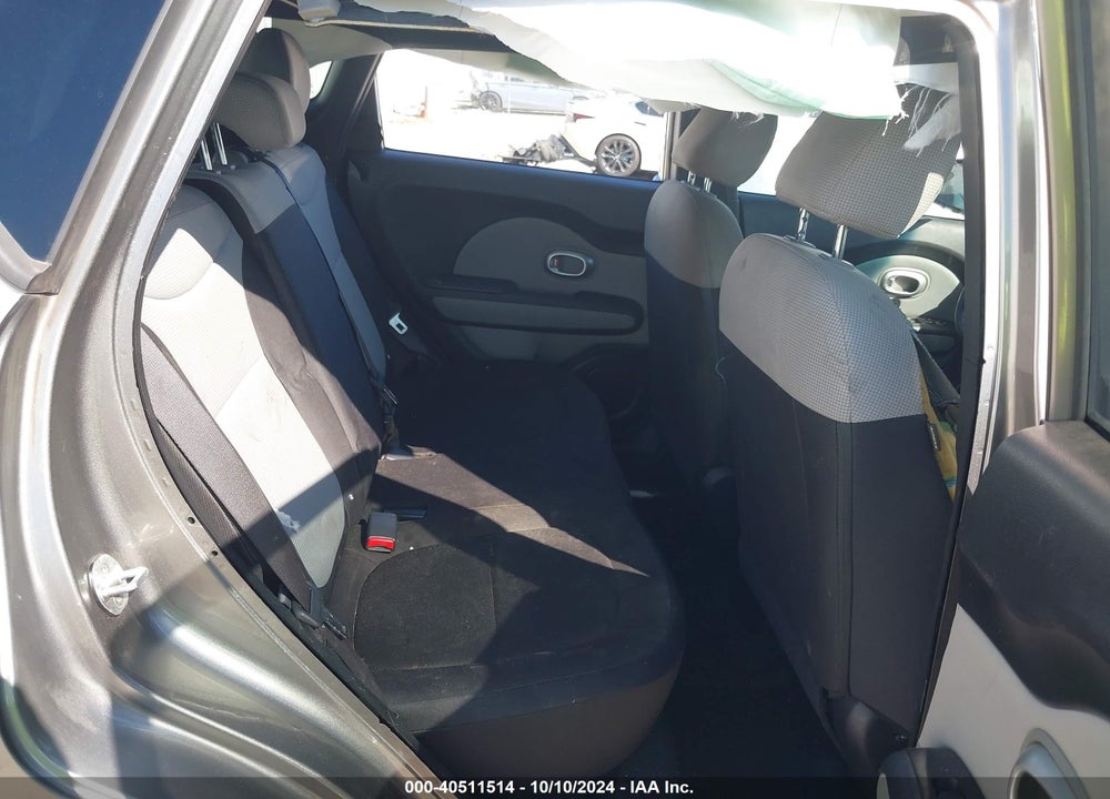 2016 KIA SOUL VIN: KNDJN2A2XG7281677