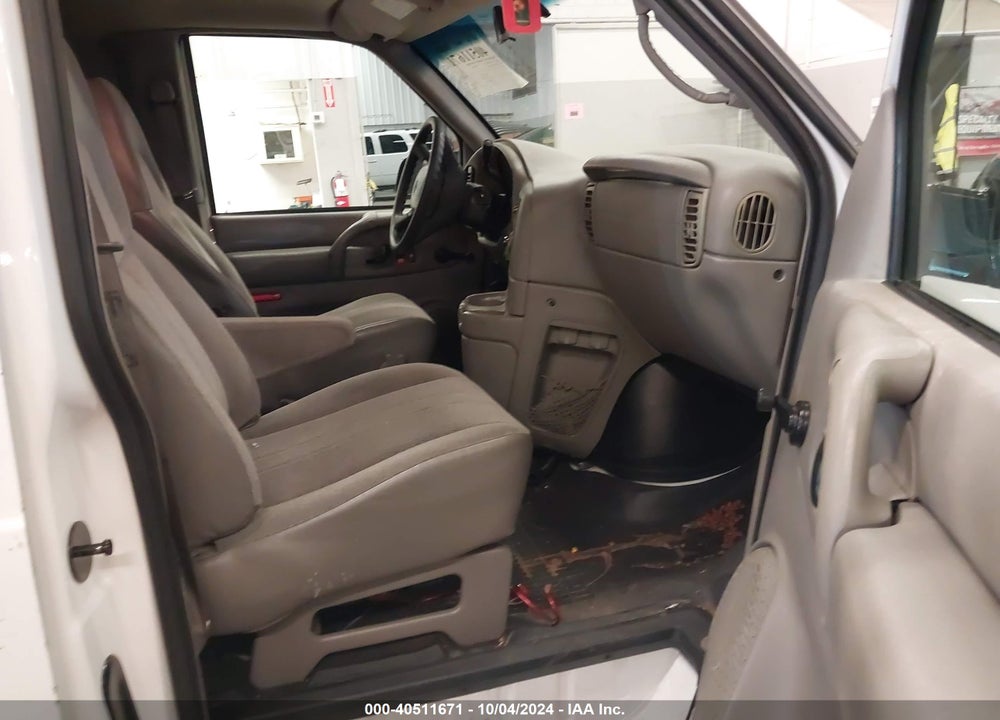 2004 CHEVROLET ASTRO VIN: 1GCDM19X84B125706