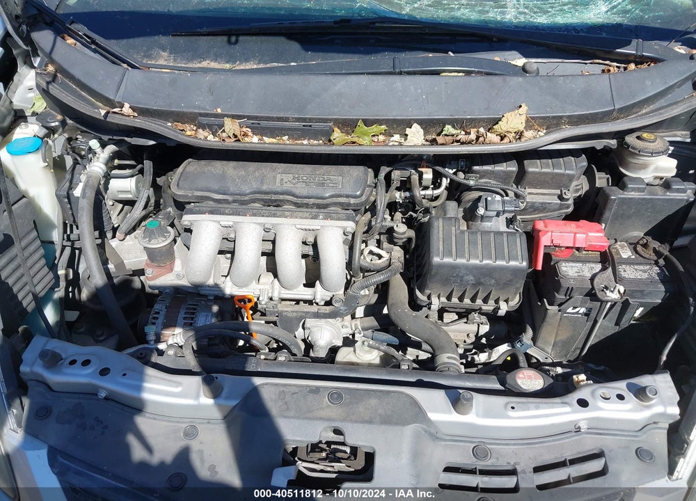 2013 HONDA FIT VIN: JHMGE8H31DC044928